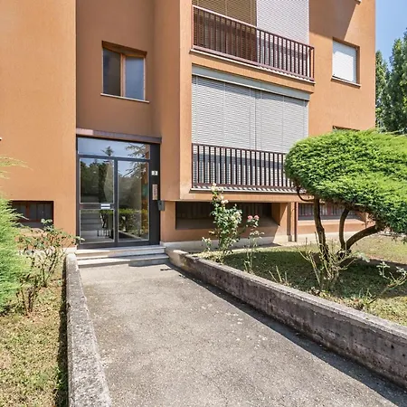 Apartment Lovely - Private Parking & Balconies *